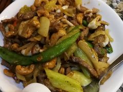 -尝囍煲仔小菜