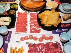 吊龙-牛村来人潮汕牛肉火锅(西单店)