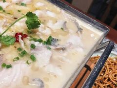 -半岛翡丽海鲜自助餐厅(观风亭店)