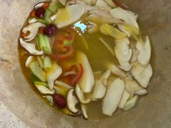 -云南野生菌石锅鱼石锅鸡(大金塔店)