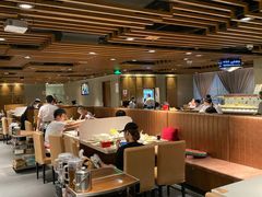 大堂-海底捞火锅鲜切牛肉主题店(长寿路店)