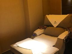 -金色印象·4K影院式足体养生(香榭里店)