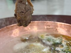 -朝伟清真铜瓢牛肉馆(三十年老·店)