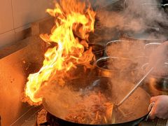 -辣螃铠盆盆蟹大排档(海昌店)