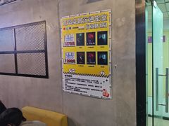 -荒岛实景沉浸密室(江汉路1店)