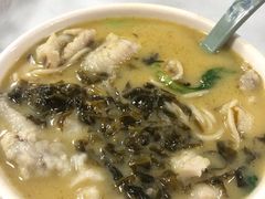 -明呈黄鱼面馆(斜土路店)