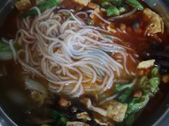 -周幺妹重庆老火锅(银泰城总店)