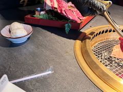 -铭牛烧肉·和牛海鲜自助(高新月牙湖店)