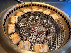 -铭牛烧肉·和牛海鲜自助(高新月牙湖店)
