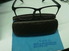 -华彬眼镜专业渐进配镜(潘家园店)