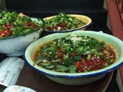 -马路边边麻辣烫联盟路店