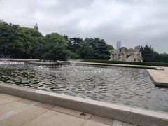 -上海市龙华烈士陵园