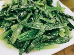 炒时蔬-双月饭店·20年老字号(新村店)