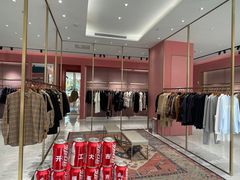 -百年港湾奥特莱斯(香炉礁店)