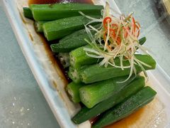 -马尔龙新疆饭店·清真(瑞景店)