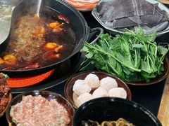 -重庆故事姊妹老火锅(财经学院店)