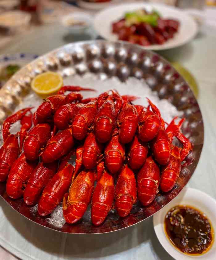 屋里香-"去靖江出差,找到靖江排名第一的龙虾店位."-大众点评移动版