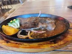 -玛格萝妮(汇智国际商业中心店)