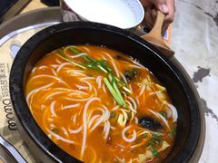 -妈妈故事米线(市府恒隆店)
