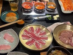 -臻牛烤肉