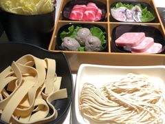 -海底捞火锅(曼巴特广场店)