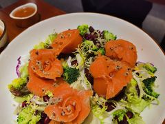 -POKEE VIA&Brunch·维娅(重庆来福士店)