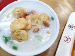 一品艇仔粥-银记肠粉店(北京路店)