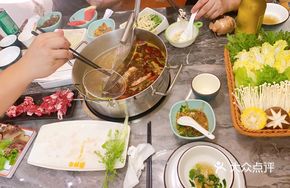 Sichuan-style Double-boiled Hot Pot