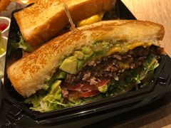 -The Habit Burger Grill 哈比特汉堡(复兴soho店)