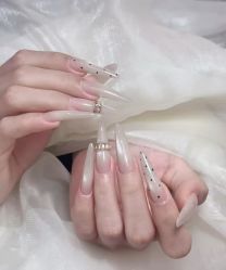 -今玥美甲美睫