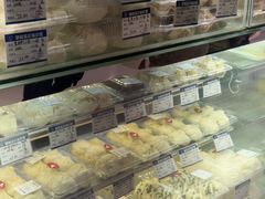-白玉兰食品甜凤店(合生汇店)
