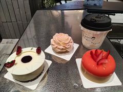 -潮一不贰·法式甜品·生日蛋糕·西式简餐(外滩店)