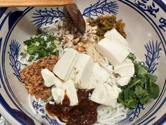 豆花米线-蜗牛小馆醉乡民谣云南菜(惠新西里店)