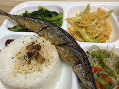 日式秋刀鱼便当-高铁便当(长白街店)