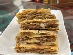 猪肉大葱肉饼-玉华台饭庄(裕中西里小区店)