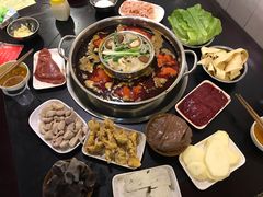 -邓莽子老火锅(中兴路总店)