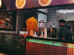 门面-粤港湾砂锅粥·宵夜(宝龙店)