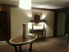 56行政楼层-上海明天广场JW万豪酒店