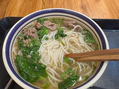 -云阿蛮云南生烫牛肉米线(奉贤路店)