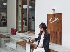 -Line 咖啡(石厦花园店)