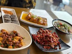 -隔壁老王·家常云南菜(花巷店)