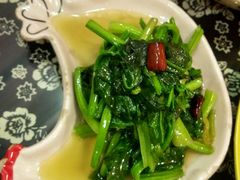 -蘑菇私房菜小馆(杨家坪西城天街店)