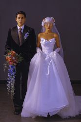 -喜爱高定婚纱摄影