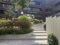 -香港大学