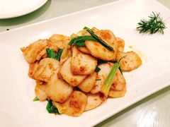 金沙鱼子酱年糕-狮王府淮扬菜(新街口友谊店)