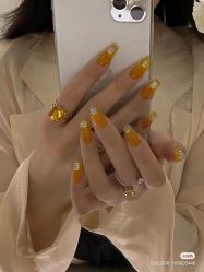 -ZX·美睫设计师汇聚店