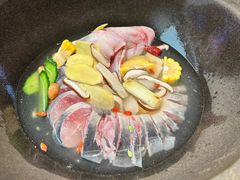 -鲜潭蒸汽石锅鱼(五道口购物中心店)