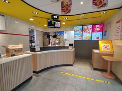 -麦当劳(浦江镇绿地乐和城店)