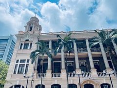 -香港大学