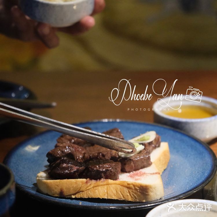 听名字还以为是烤羊腿啥的 原来是家日式烧肉